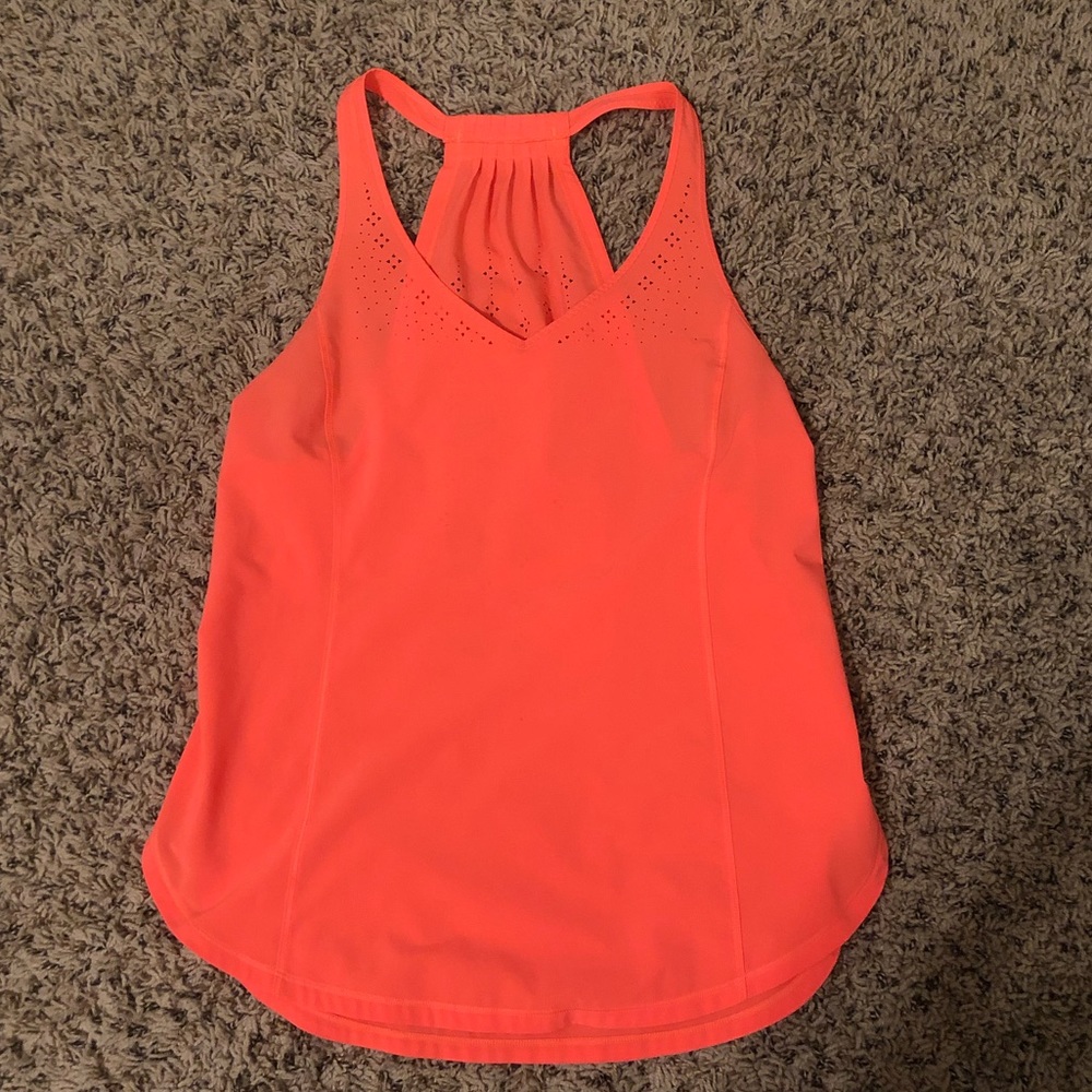 Lululemon tank size 4